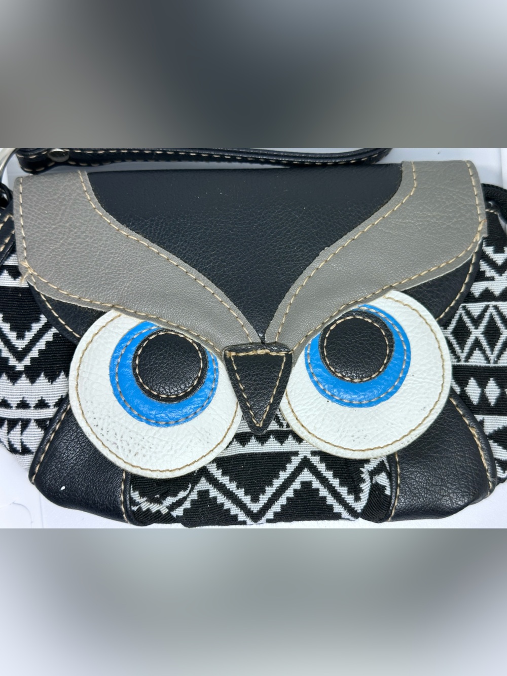 UNIONBAY Owl Wristlet Clutch in Black, Gray & Blue